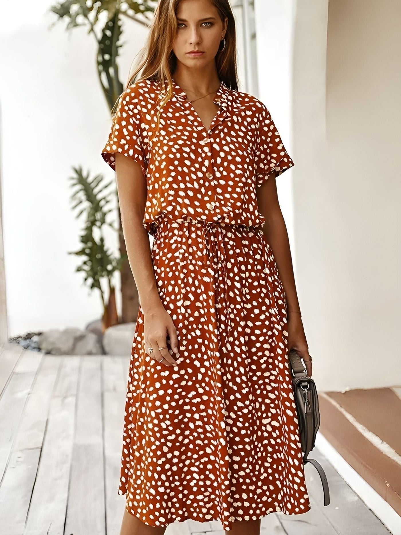 Benthe™ | V-ringad Klänning