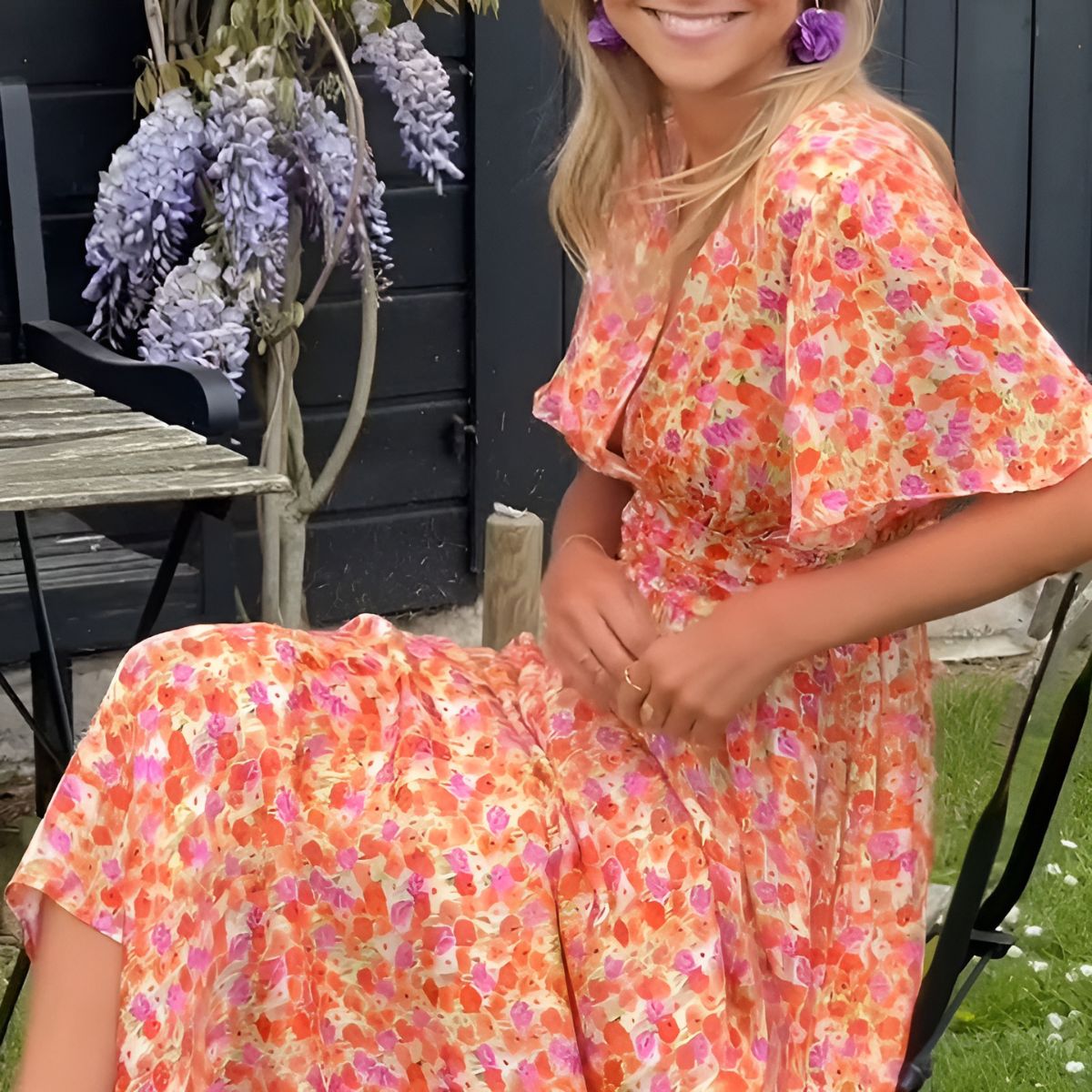 Linnea™ | Klänning med V-ringning