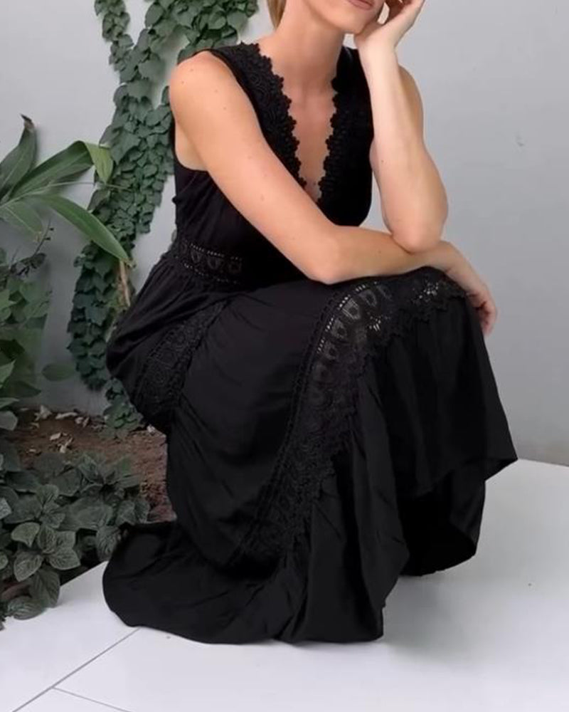 Aurélie™ | Elegant sommarklänning i spets med V-ringning